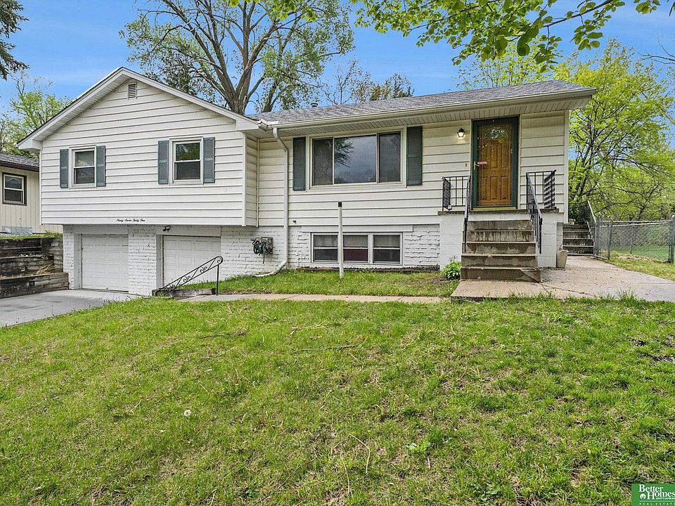 1st image of 9731 Nina St