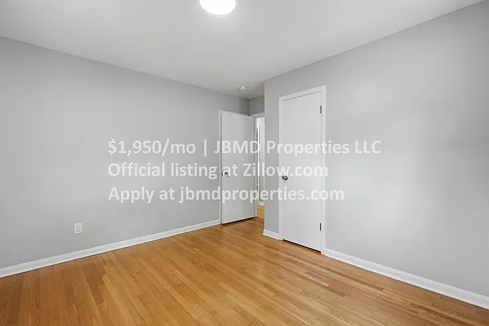 8621 Oak Park Blvd — Photo 15