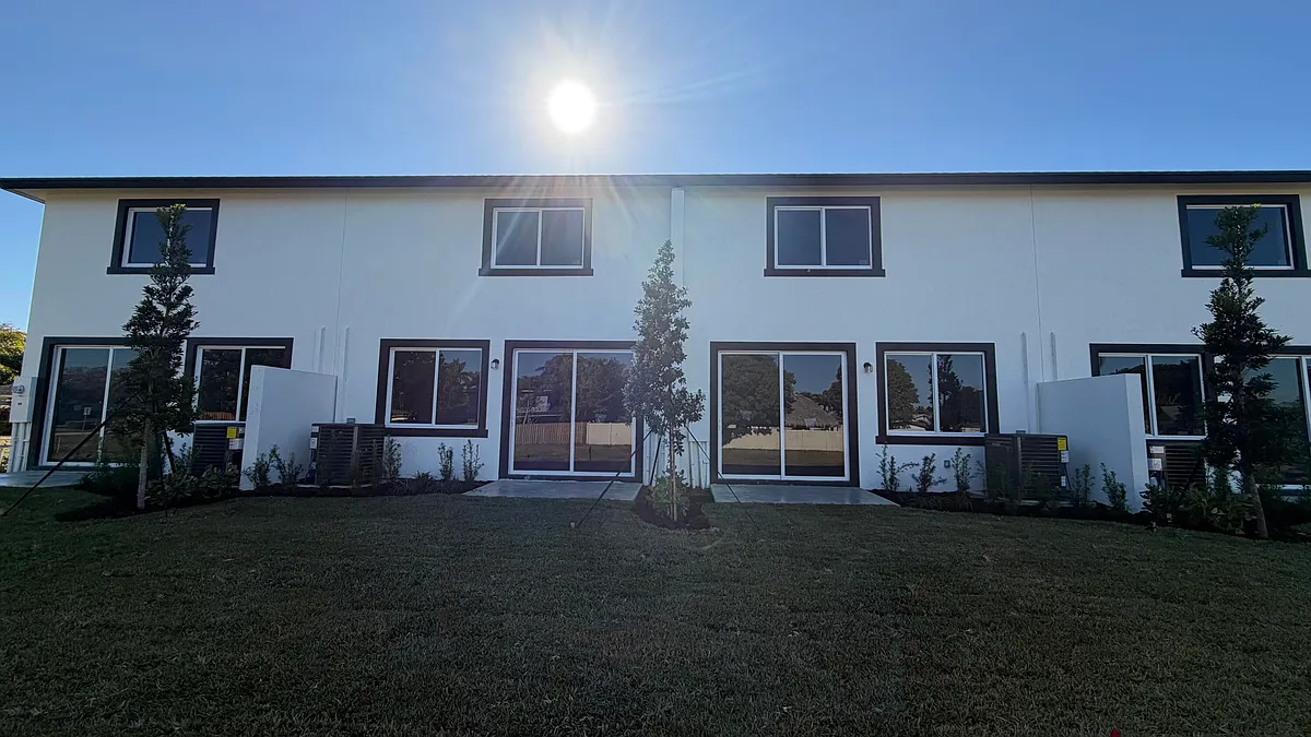 Building Photo - 1112 White Pine Dr #1114