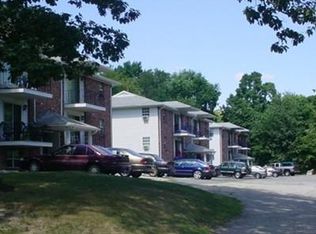 8 Perry St APT 1, North Grafton, MA 01536