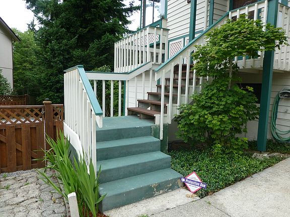 4th image of 7808 E Van Buren St