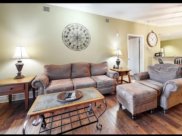 215 Woliss Ln #103 — Photo 15