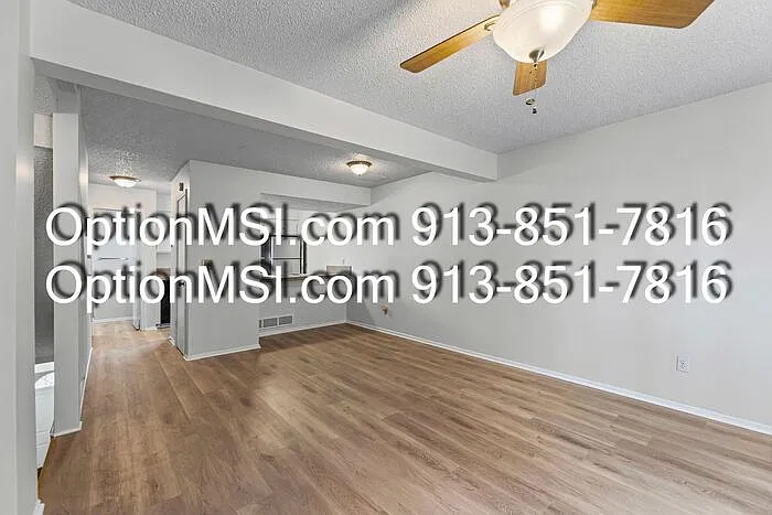 2 bed, 1.5 bath, $1,250 — Photo 4