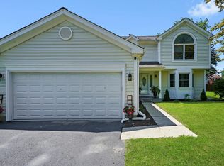 1240 Colorado Ave, Aurora, IL 60506