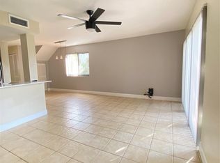 3900 NE 18th Ave APT 7, Oakland Park, FL 33334