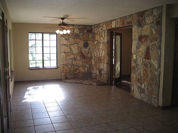 3rd image of 5204 Cueva Dr