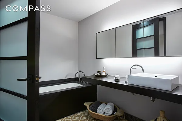 Rented by Compass | media 22
