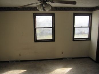 4th image of 2335 E 30th St