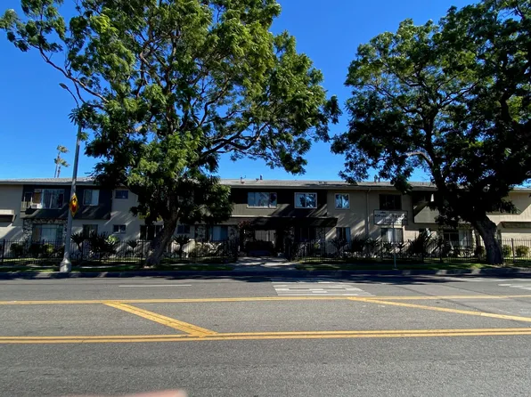 4423 Santa Rosalia Dr.