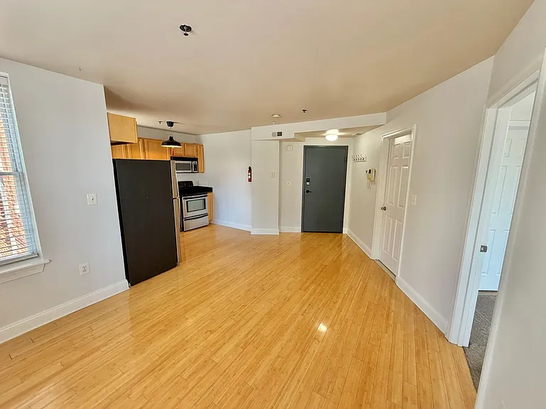 52 Quincy Pl NW #205 — Photo 4