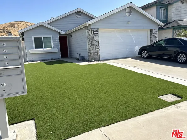 14179 Long View Dr, Fontana, CA 92337