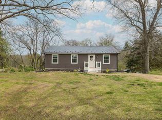 12083 Port Republic Rd, Grottoes, VA 24441