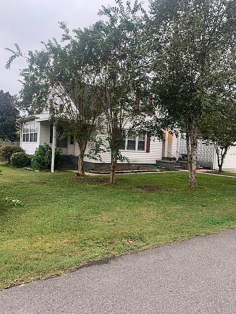 2nd image of 553 25th St