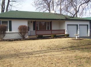 1817 S Lake Shore Ave, Springfield, MO 65807