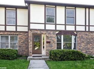 1505 Indiana St APT C, Saint Charles, IL 60174