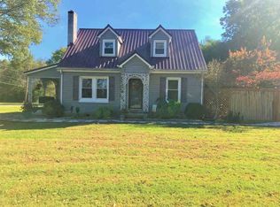 1072 Ferry Rd, Mooresboro, NC 28114
