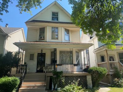 2323 N Monticello Ave, Chicago, IL, 60647