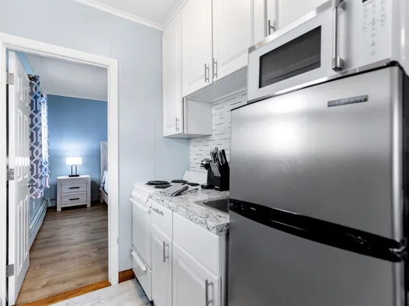 44 E Grand Ave, Old Orchard Beach, ME