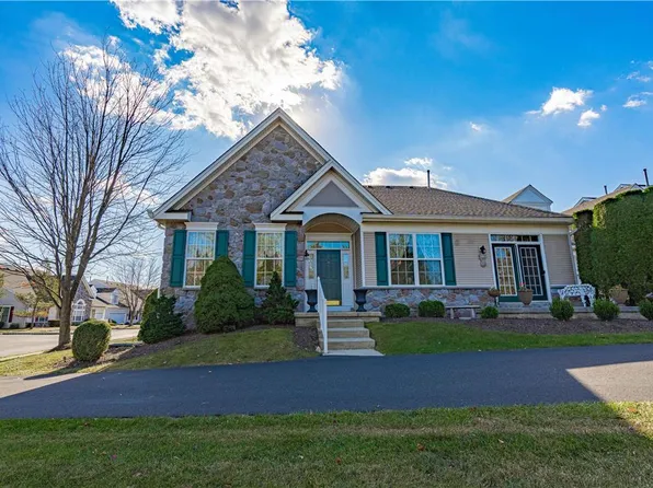 1896 Felicity Ln, Hellertown, PA 18055