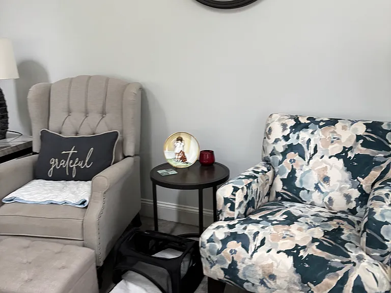 Saint Elizabeth Dr — Photo 8