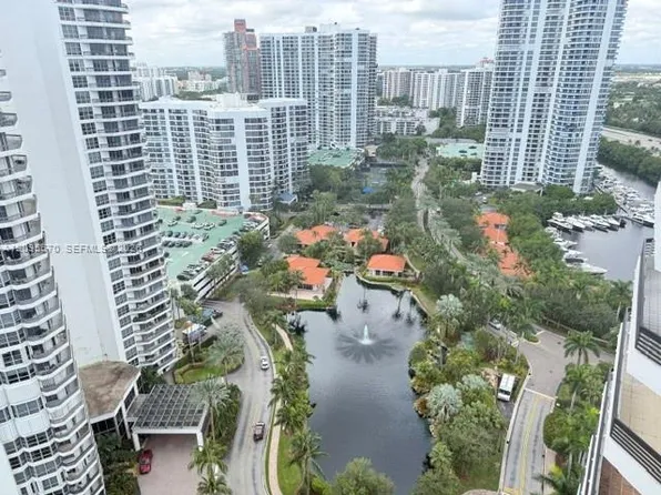 19195 Mystic Pointe Dr APT 2703, Miami, FL 33180