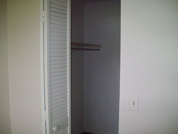 walk in closet