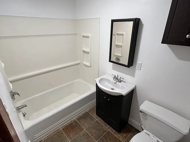 9 Randolph St #1R — Photo 8