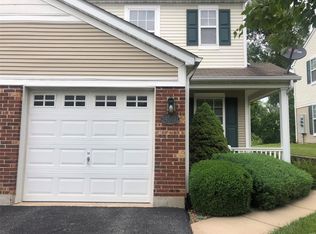 4911 Heritage Heights Cir, Hazelwood, MO 63042