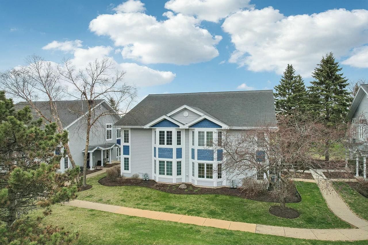 610 Geneva National AVENUE NORTH North #6-47