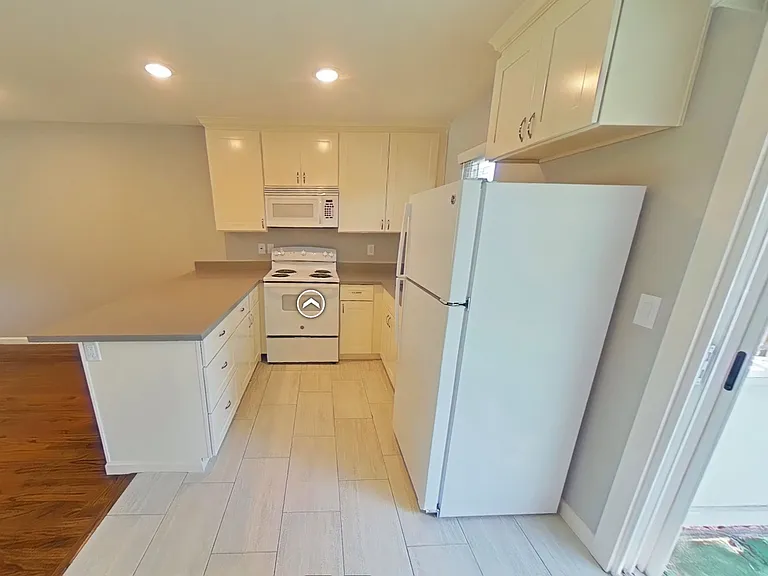 4170 Byron St #4170E — Photo 1