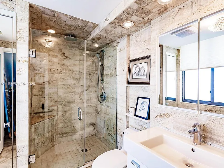 1586 S Ocean Ln #125 — Photo 15