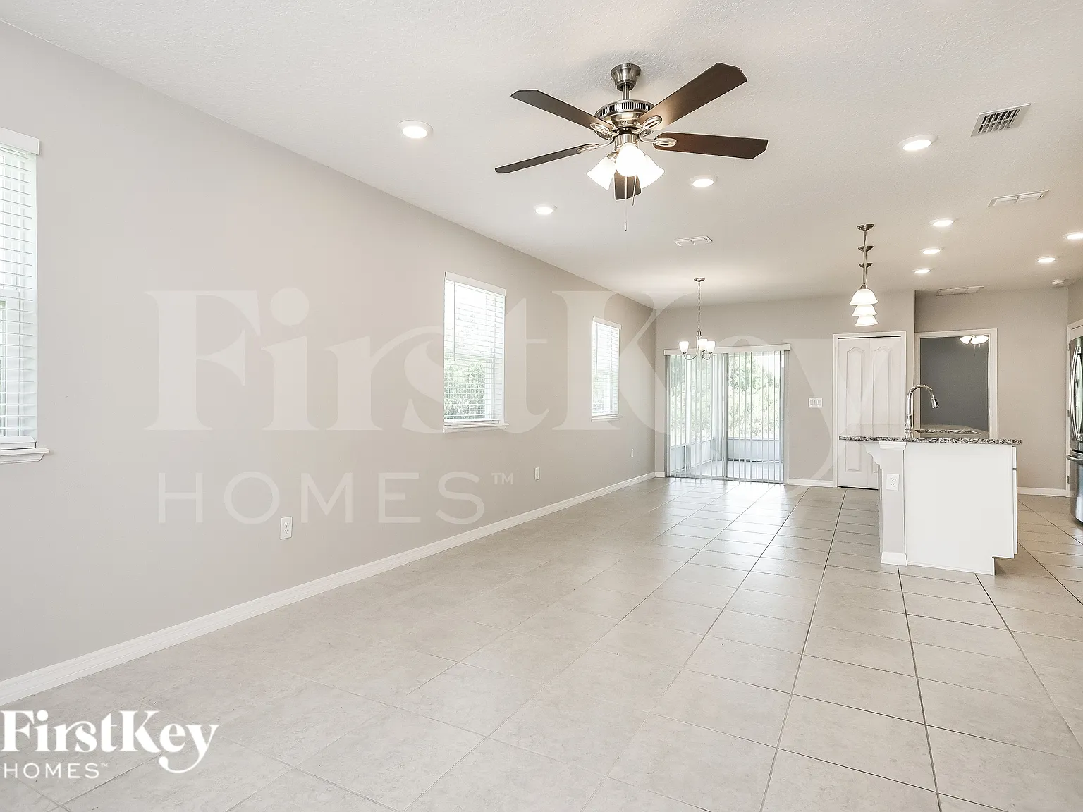 3 bed, 2.0 bath, 1678 sqft, $1,935 — Photo 3