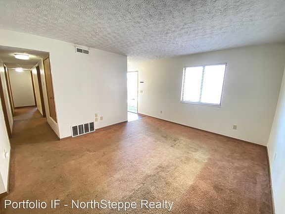 4th image of 113 E Lane Ave #10871284