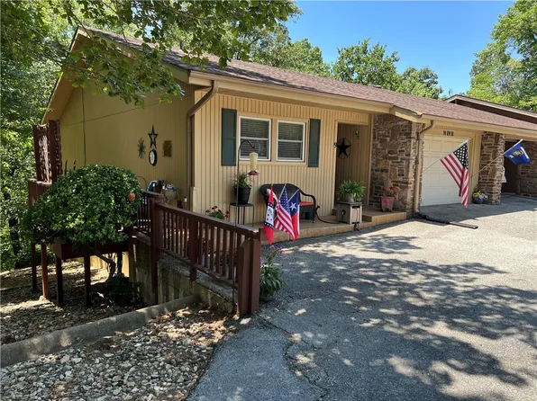 9 Estes Dr, Bella Vista, AR 72715