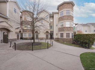 3 Horizon Court #304, Monsey, NY 10952