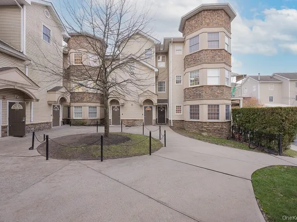 3 Horizon Court #304, Monsey, NY 10952