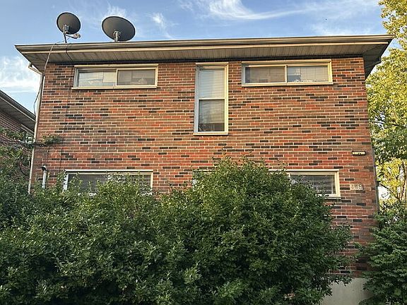 3rd image of 448 Eichelberger St APT A