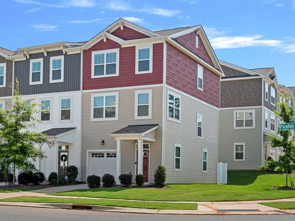 3137 Pirates Pl, Charlotte, NC 28216