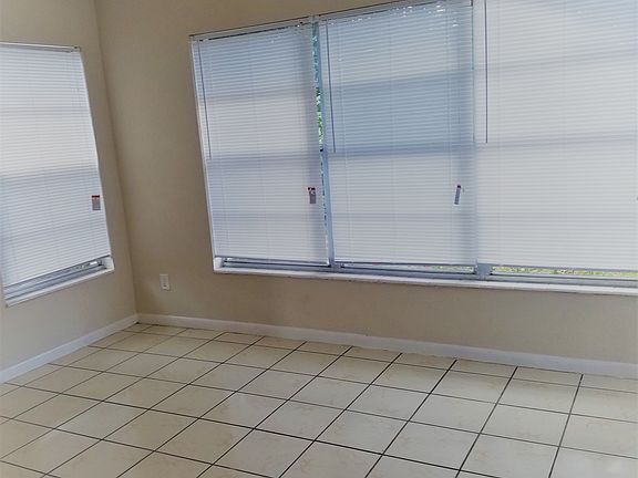 4th image of 118 Richmond Ave S