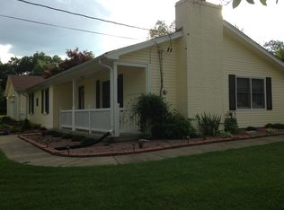 763 Lakeshore Pkwy, Brandenburg, KY 40108