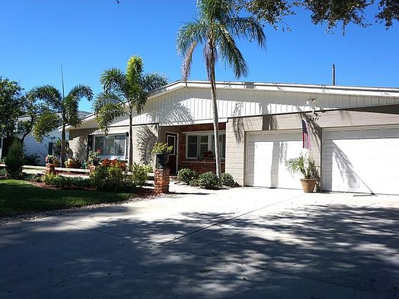 2nd image of 6871 Colony Dr S #00