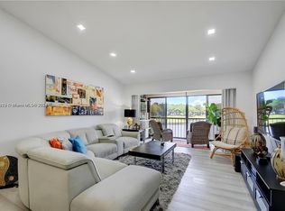 5154 Oak Hill Ln APT 1022, Delray Beach, FL 33484