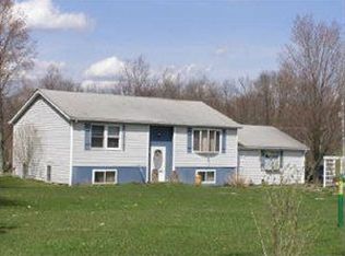 19594 Adamsville Rd, Cochranton, PA 16314
