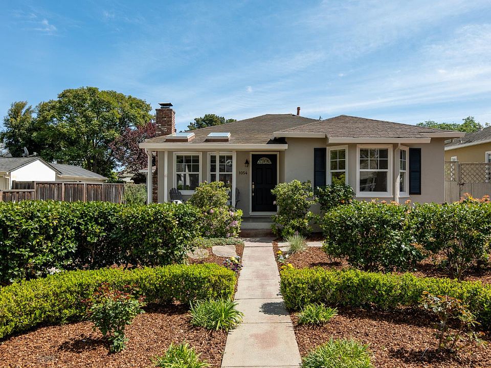 1st image of 1054 Menlo Oaks Dr