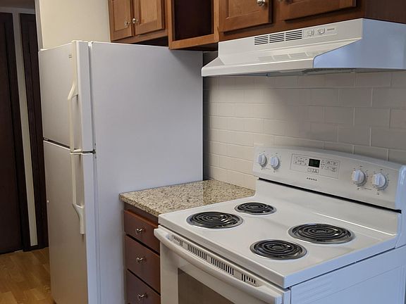 5th image of 1609 C St #3