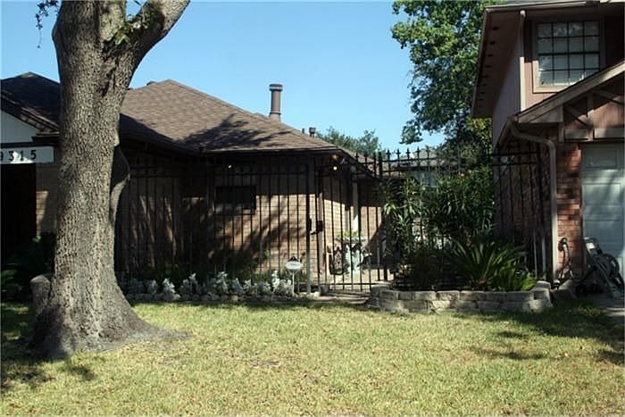 1st image of 9315 Spindlewood Dr