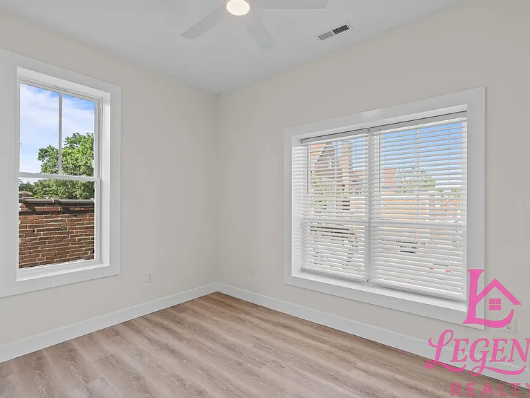 4138 Iowa Ave — Photo 23