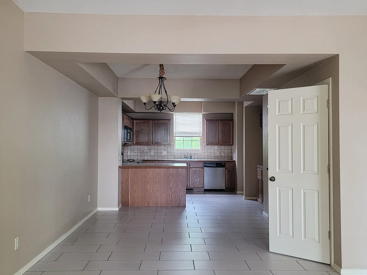 Fair St Apartments - Premier Data Works LLC — Photo 3