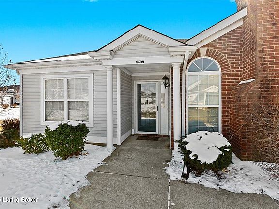 4th image of 8509 Forest Way Dr