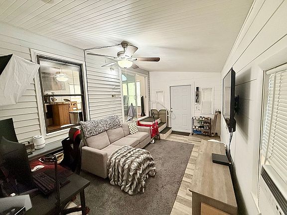 4th image of 21632 State Road 54 #173